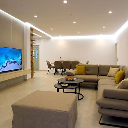 Luxury Villa Jo-An Εξαμίλιο Εξωτερικό φωτογραφία