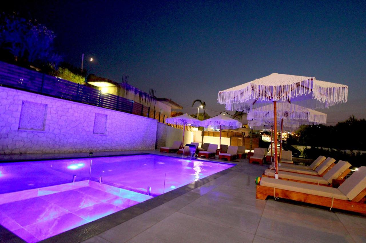 Luxury Villa Jo-An Εξαμίλιο Εξωτερικό φωτογραφία