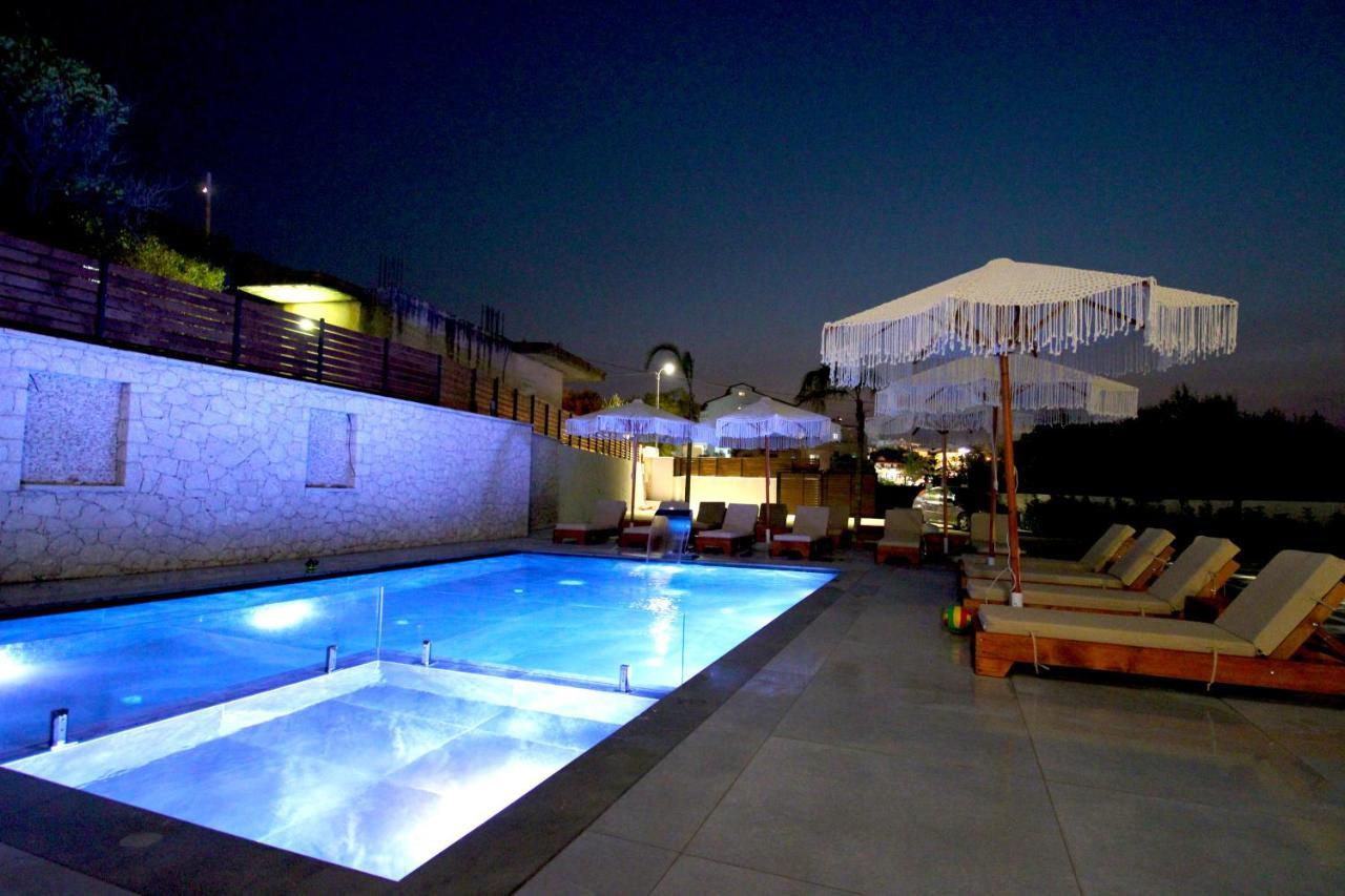 Luxury Villa Jo-An Εξαμίλιο Εξωτερικό φωτογραφία