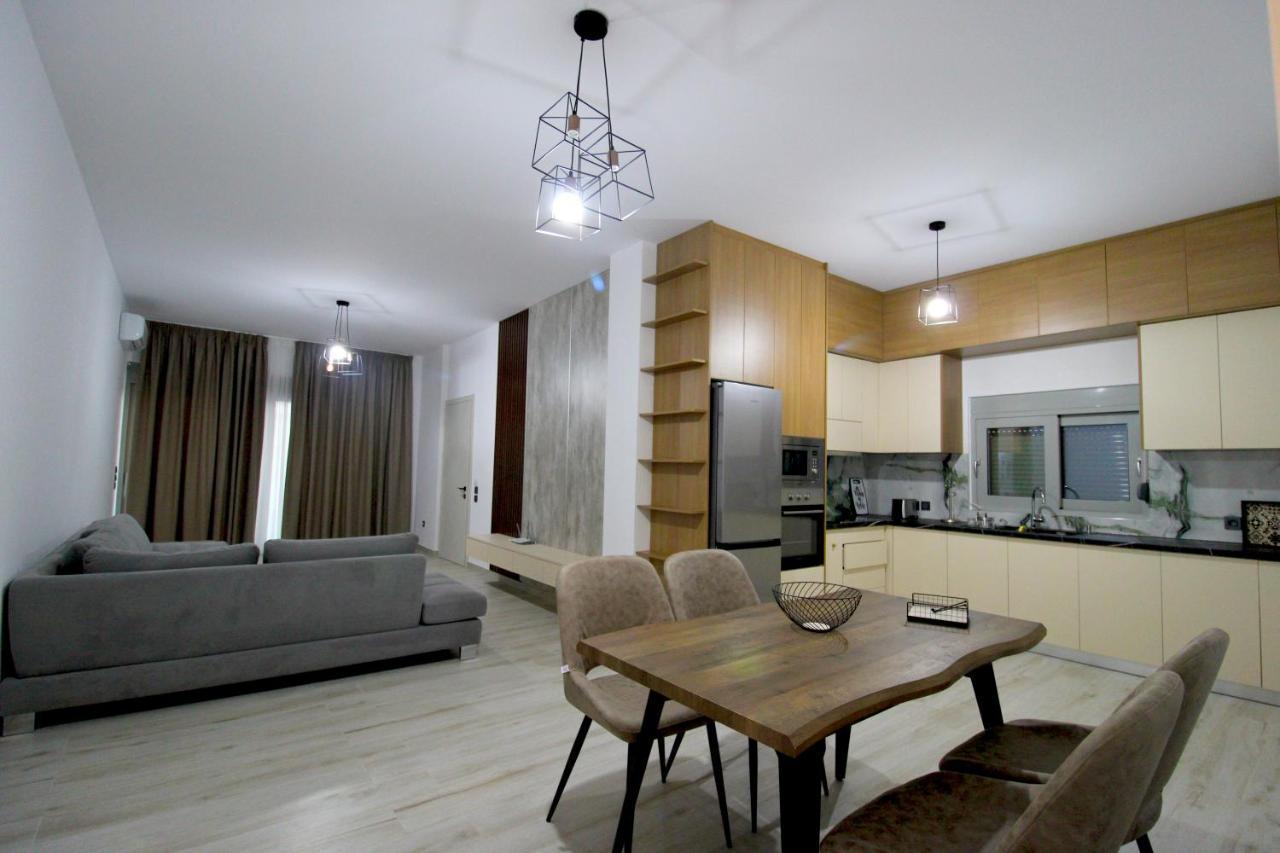 Luxury Villa Jo-An Εξαμίλιο Εξωτερικό φωτογραφία