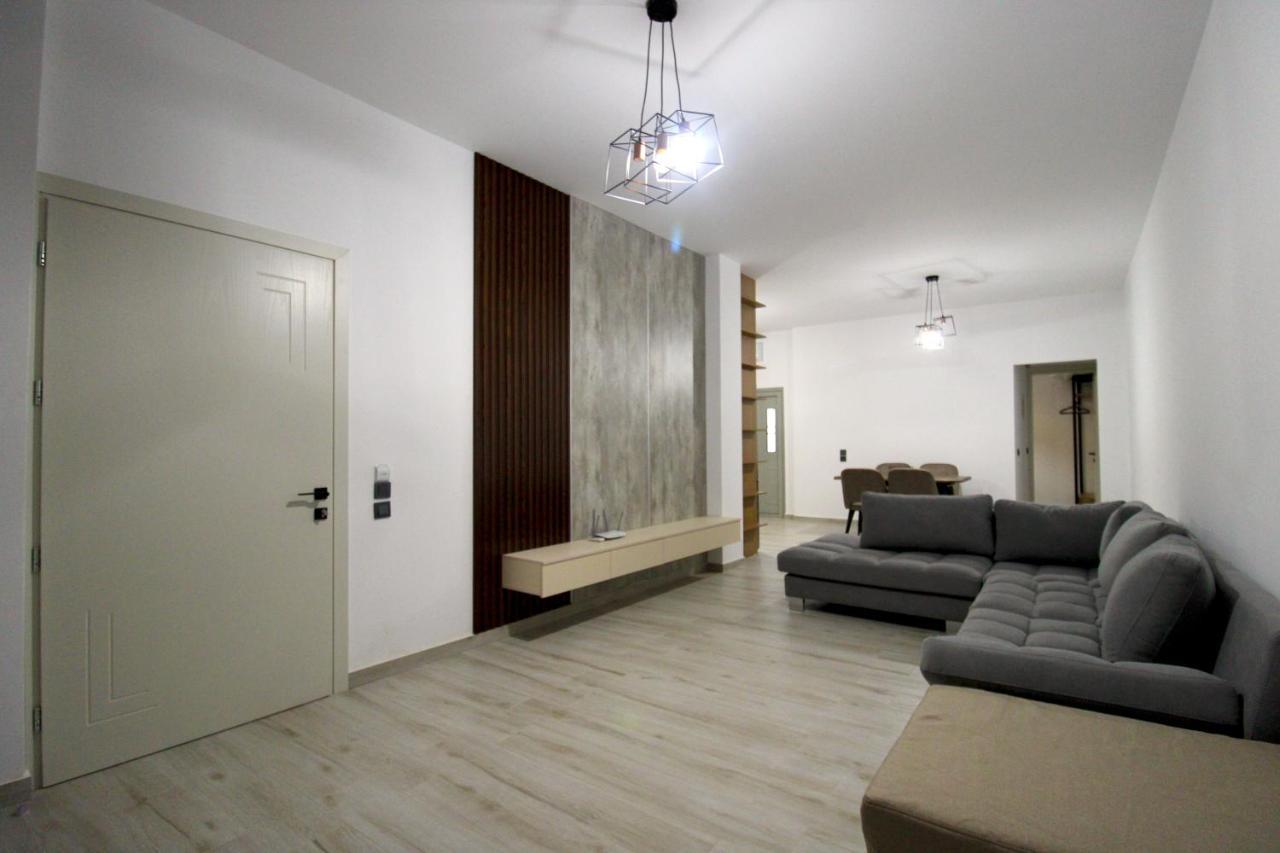 Luxury Villa Jo-An Εξαμίλιο Εξωτερικό φωτογραφία