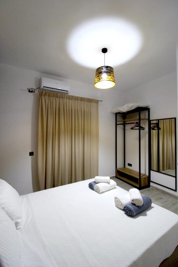 Luxury Villa Jo-An Εξαμίλιο Εξωτερικό φωτογραφία