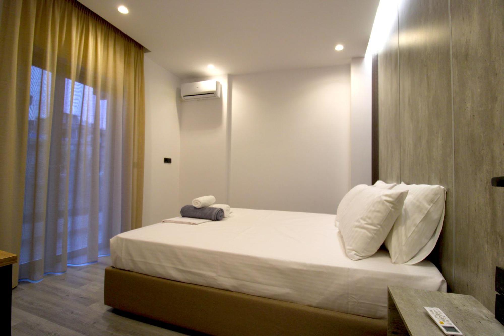 Luxury Villa Jo-An Εξαμίλιο Εξωτερικό φωτογραφία
