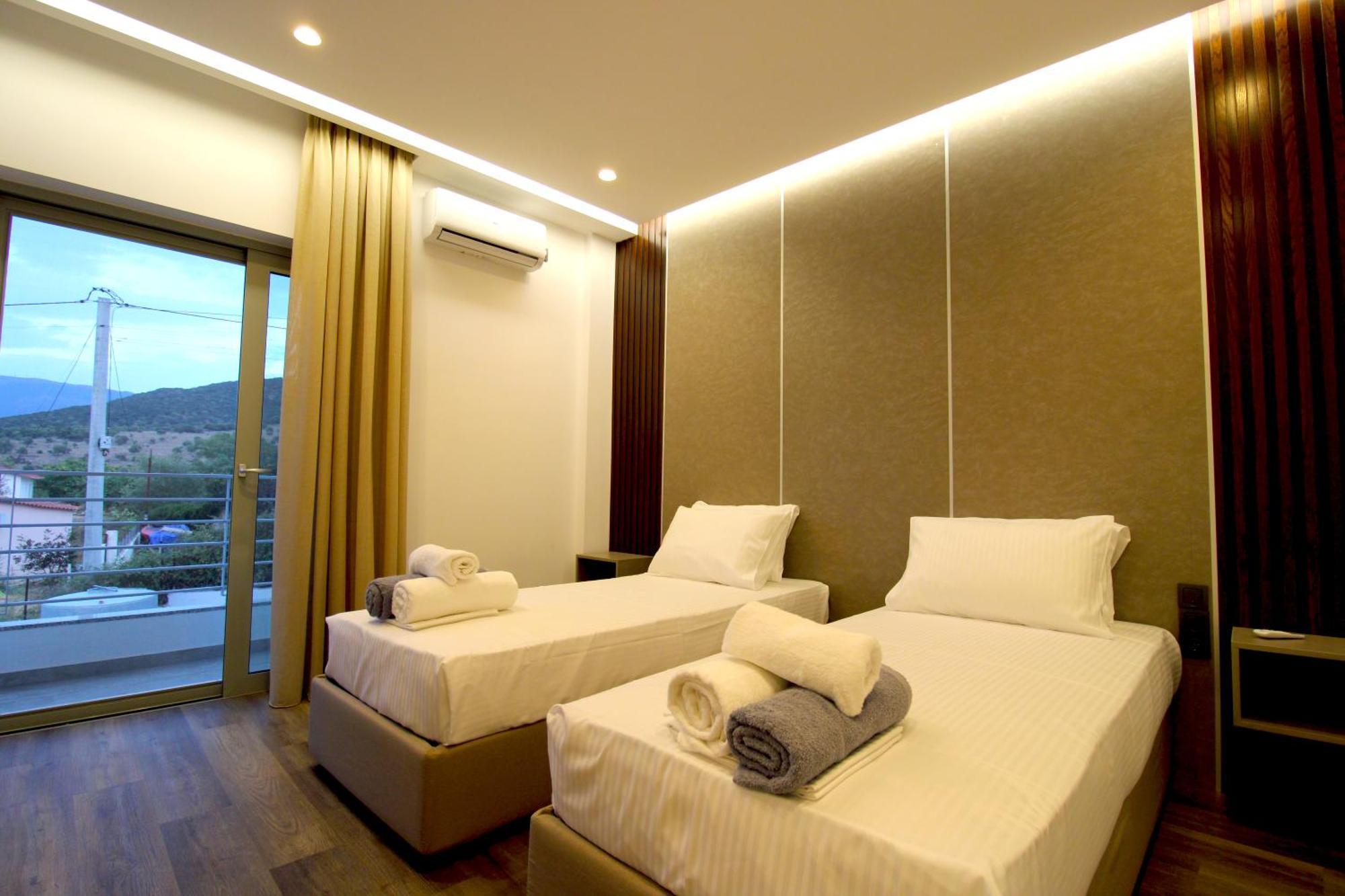 Luxury Villa Jo-An Εξαμίλιο Εξωτερικό φωτογραφία